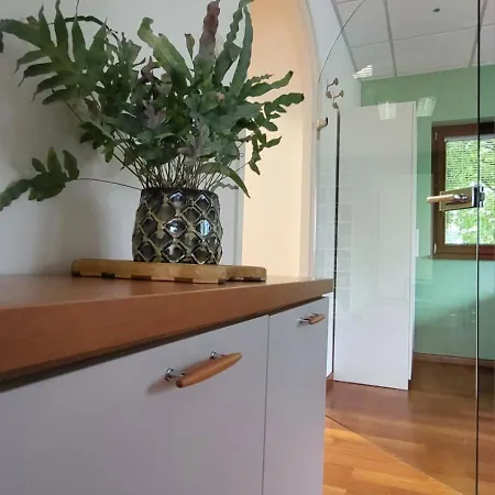 Apartman Caissa - Spacious House In Quiet Location *