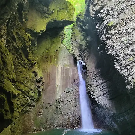 Caissa - Spacious House In Quiet Location Lägenhet