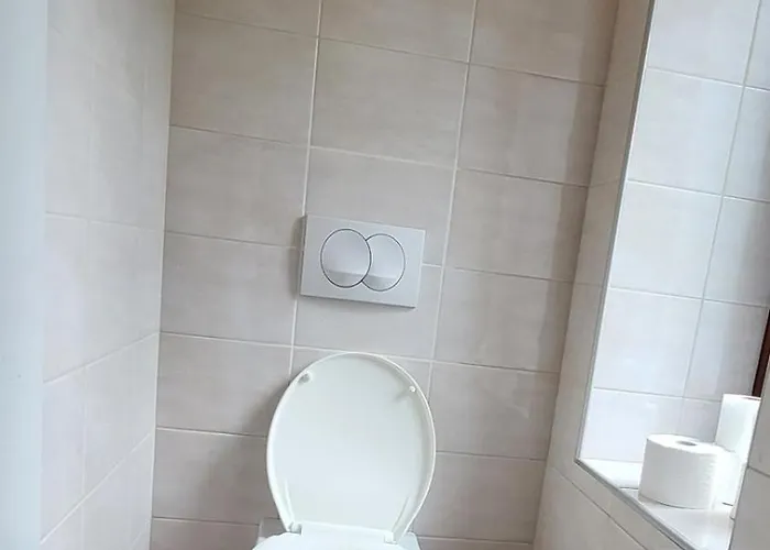 Caissa - Spacious House In Quiet Location